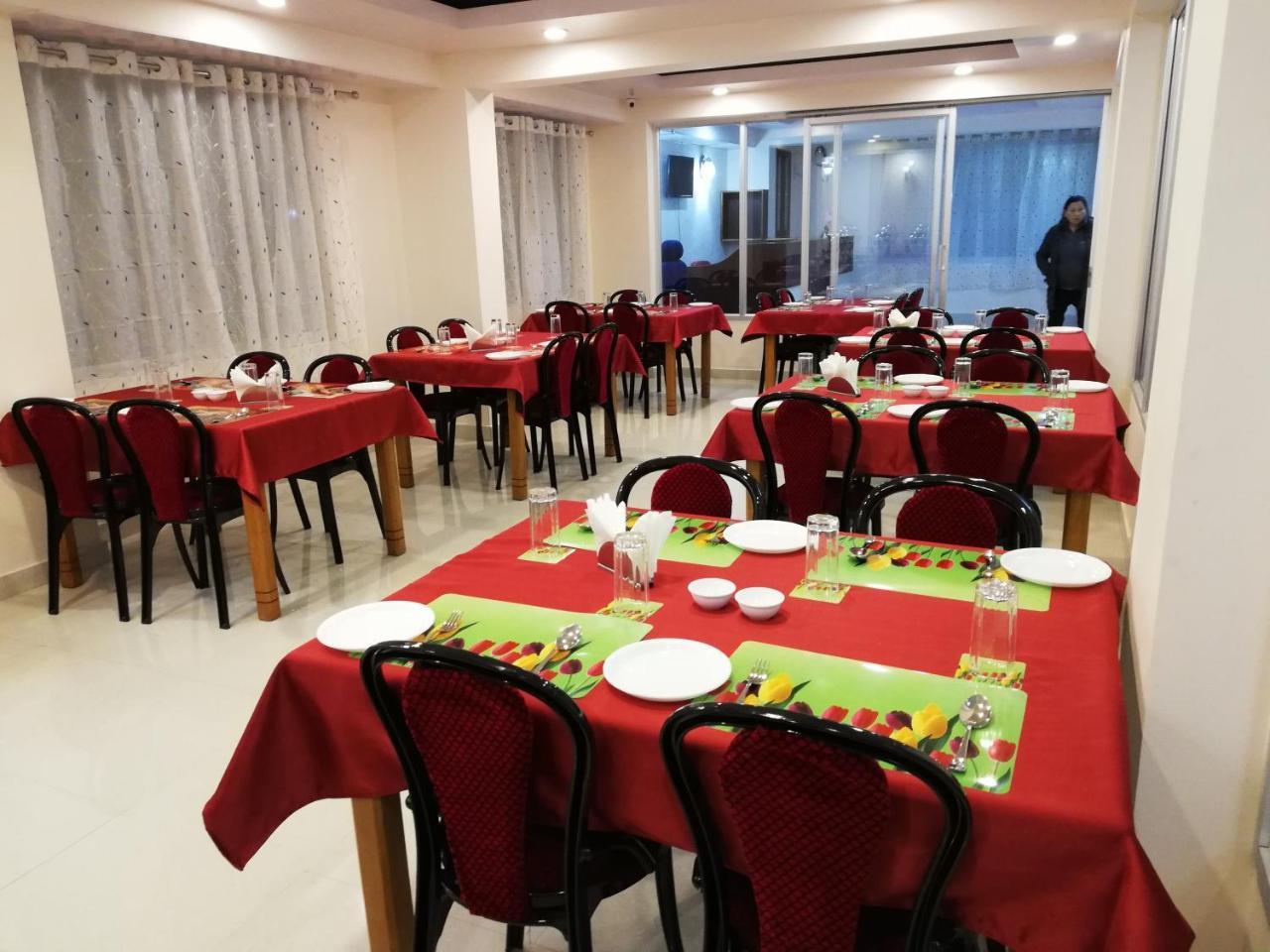 Hotel Juniper Darjeeling  Ngoại thất bức ảnh